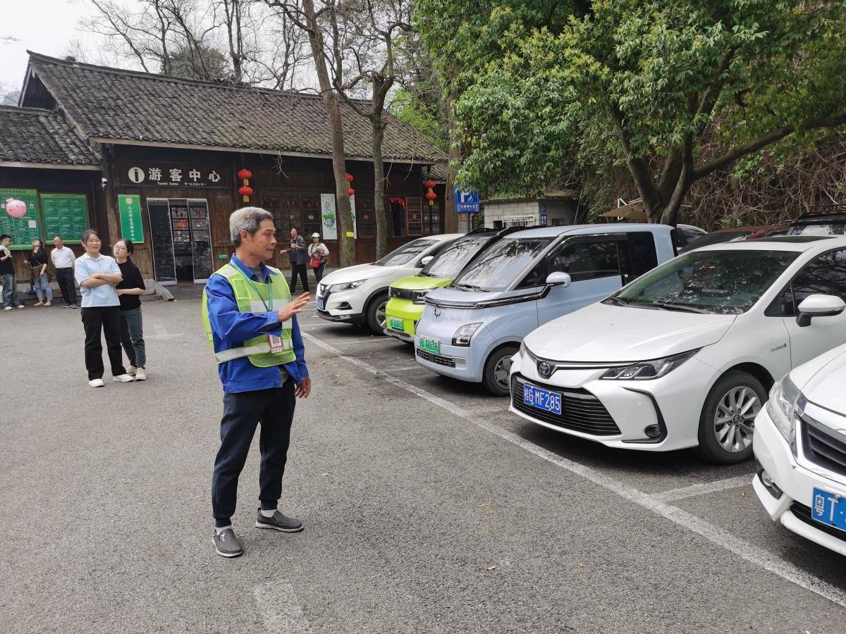 停车不再难，赏春更从容 探访龙潭景区停车服务改善